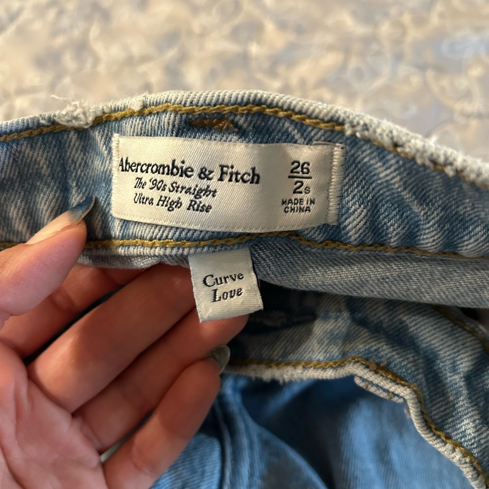 A&F Curve Love Jeans